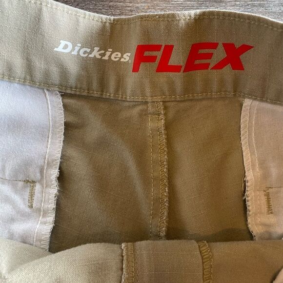 Khaki Dickies Flex Shorts - Picture 3 of 5